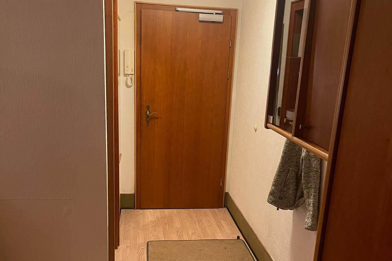 One Room Apartment In Бергиш Гладбах Екстериор снимка