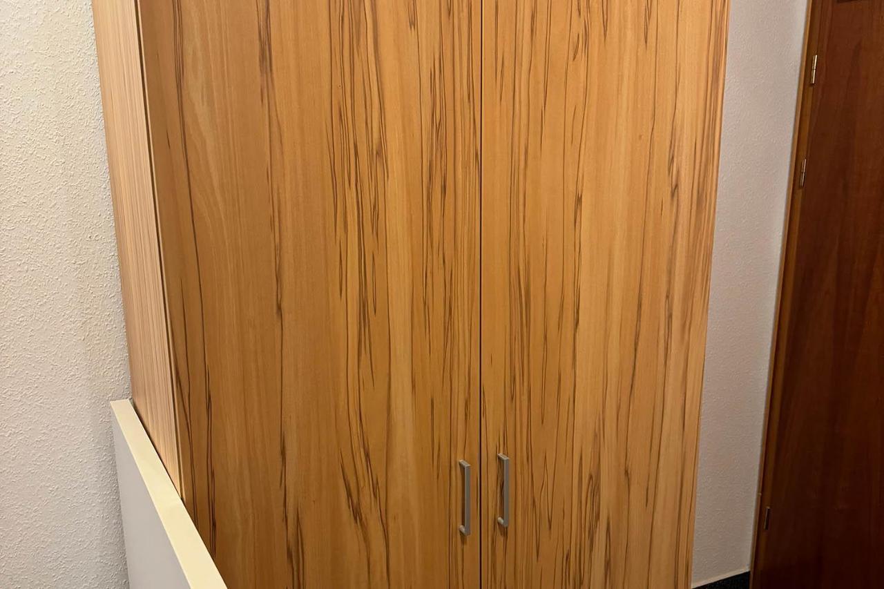 One Room Apartment In Бергиш Гладбах Екстериор снимка
