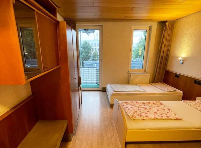 One Room Apartment In Бергиш Гладбах Екстериор снимка